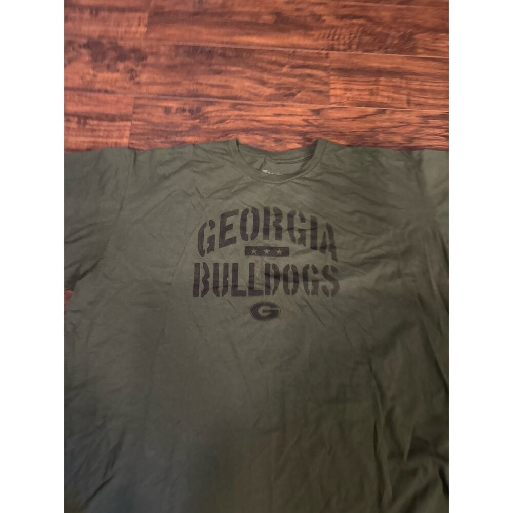 FANATICS Men's Georgia Bulldogs Army Green Stencil Spell Out T-Shirt Size 4XL - Picture 2 of 5